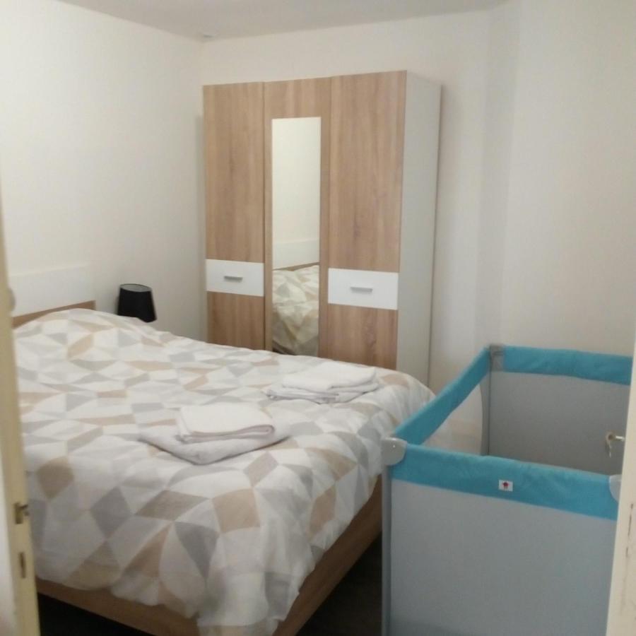 Villa marie-Emma wifi et climatisation à Beaulieu-sur-Loire Extérieur photo